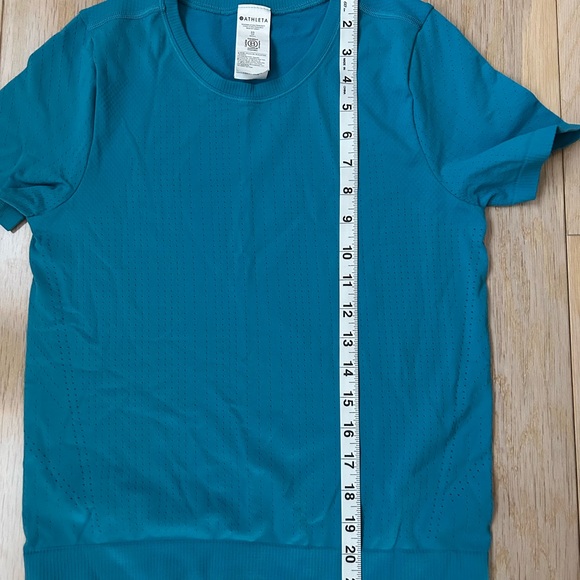 Athleta In Motion Tee - Picture 3 of 6